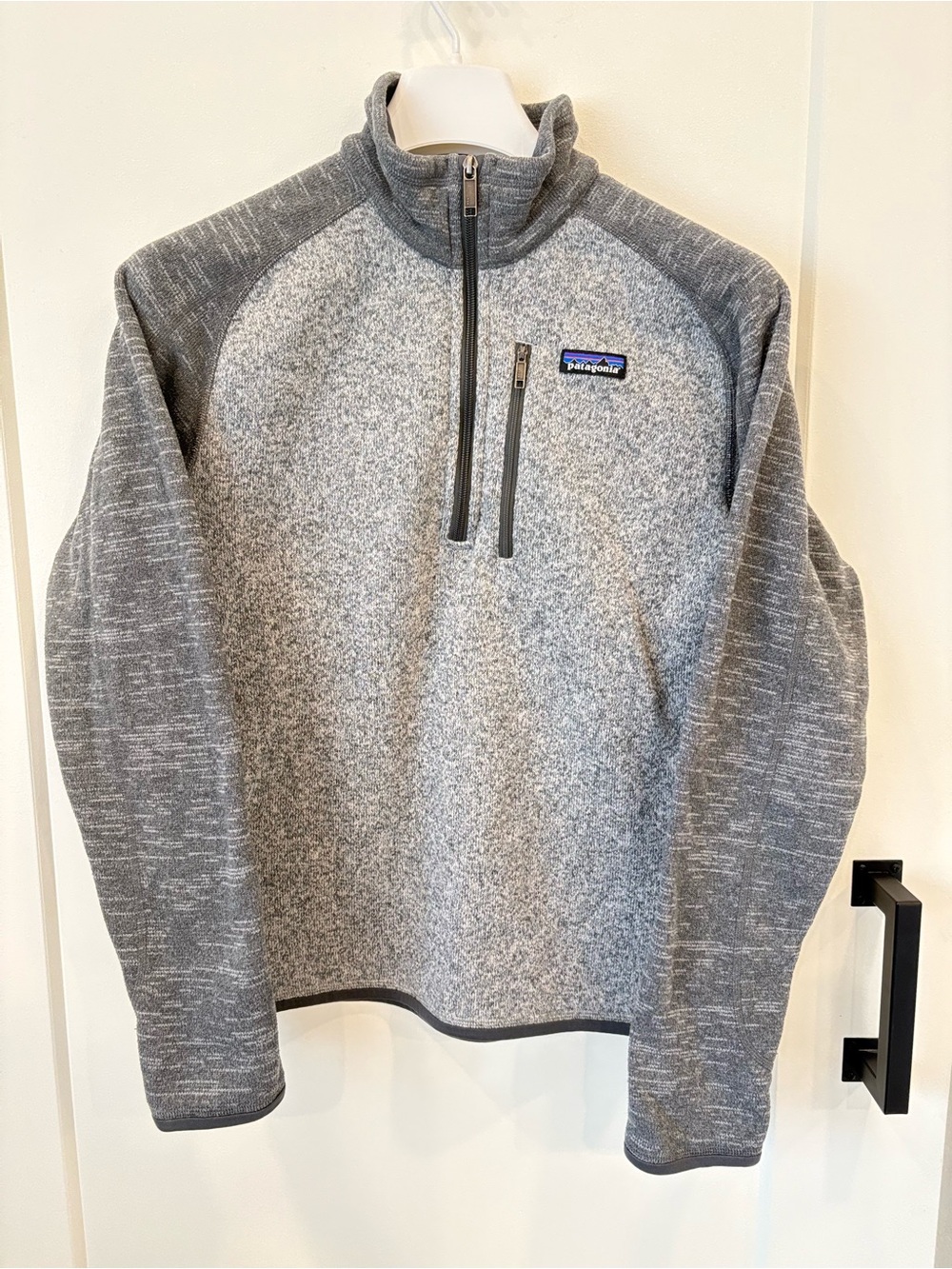 Patagonia Men’s Heather Gray Zip-Neck Fleece Pullover
